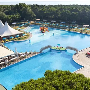 Mare Pineta Resort